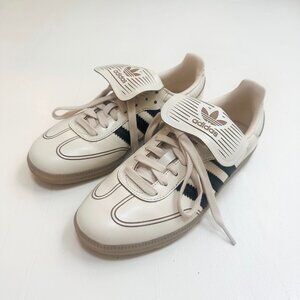 Adidas Long Tongue leather sneaker